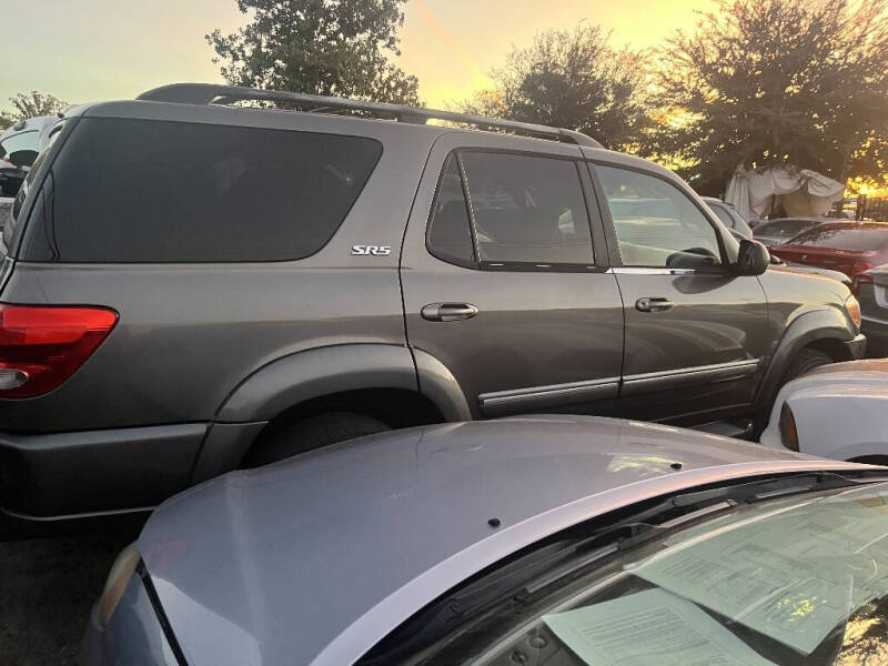 2006 Toyota Sequoia SR5