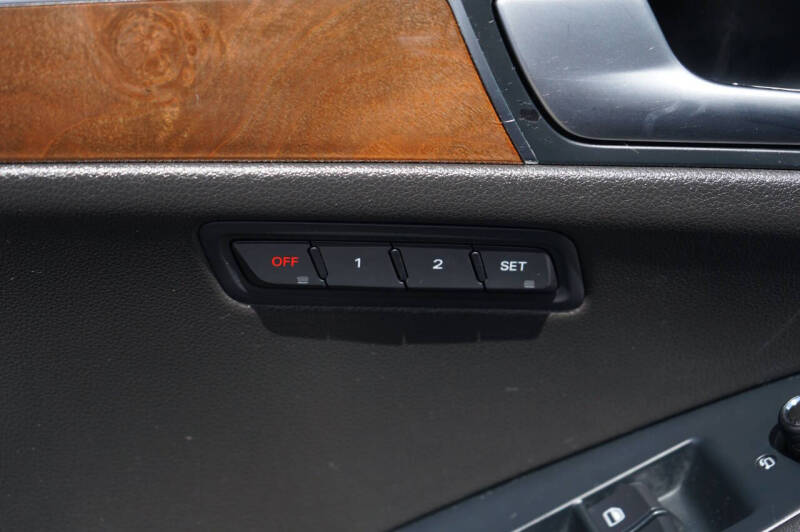 2010 Audi Q5 3.2 quattro Premium Plus