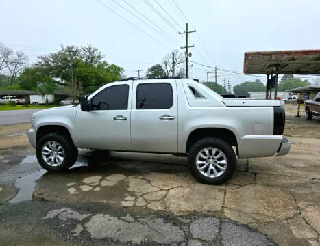 2011 Chevrolet Avalanche LT