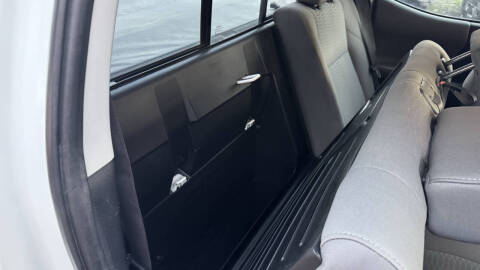 2017 Toyota Tacoma SR5 V6