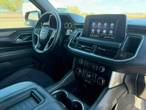 2024 Chevrolet Suburban LS