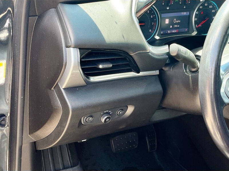 2021 Chevrolet Traverse LT Leather