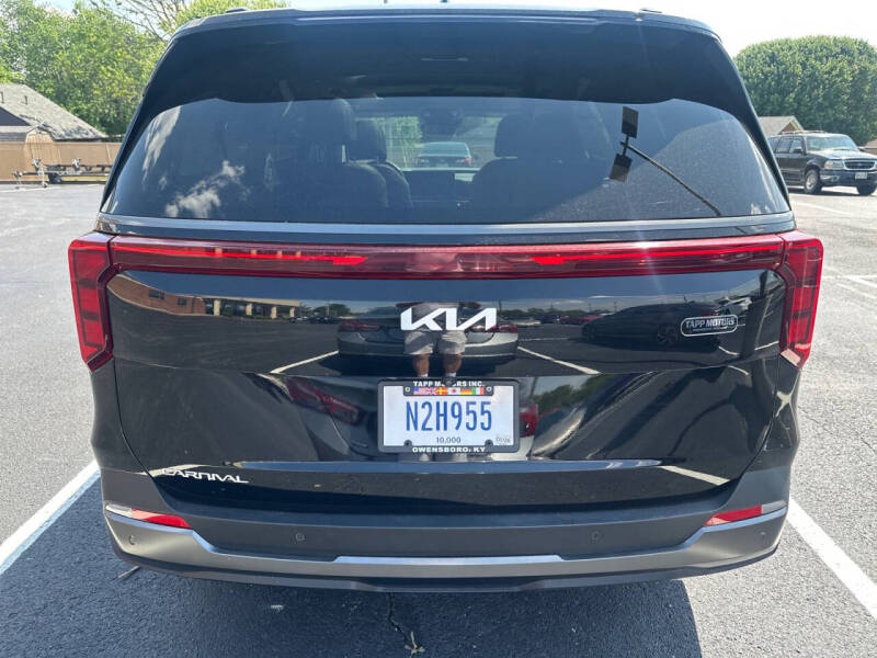 2025 Kia Carnival SX