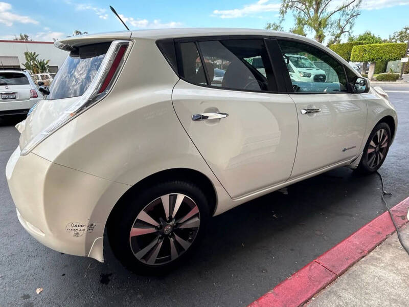 2015 Nissan LEAF