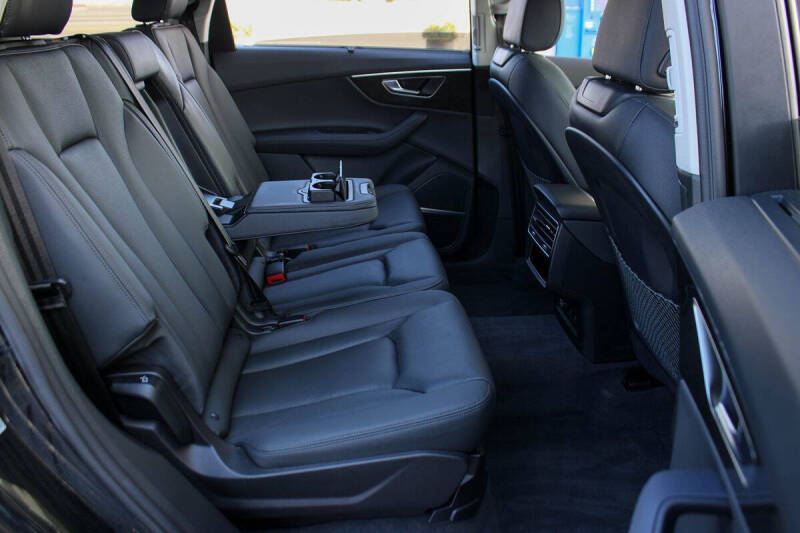 2023 Audi Q7 quattro Prestige 55 TFSI