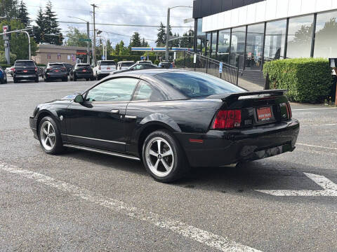2004 Ford Mustang Mach 1 Premium