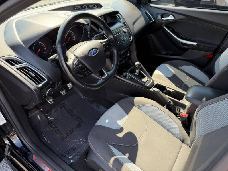 2018 Ford Focus ST