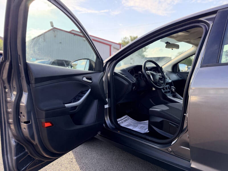 2012 Ford Focus SE