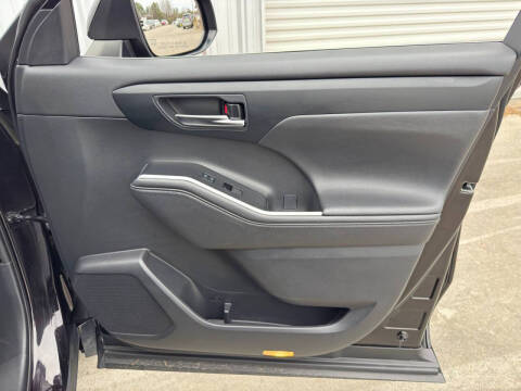 2020 Toyota Highlander Hybrid XLE