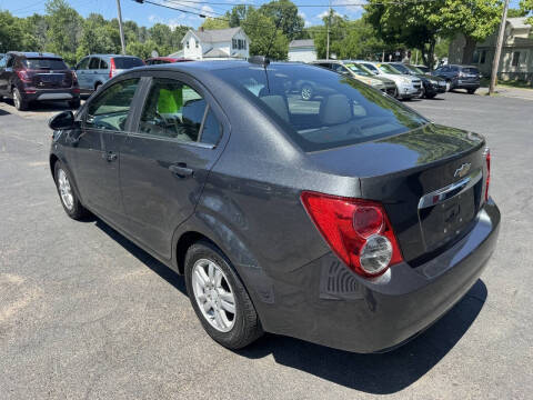 2016 Chevrolet Sonic LT Auto