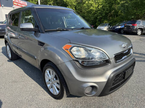 2013 Kia Soul +