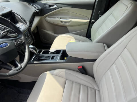2019 Ford Escape Titanium