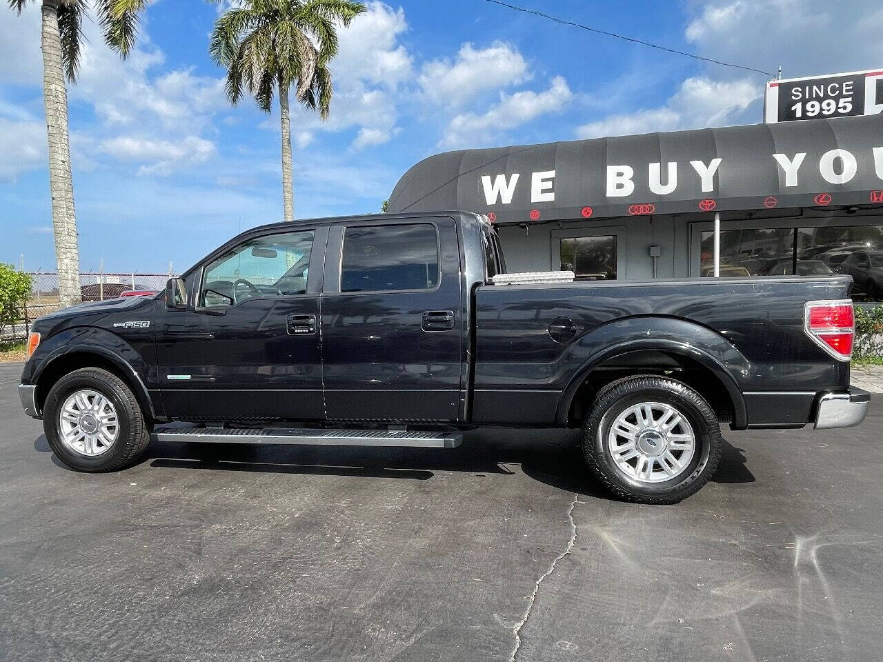 2014 Ford F-150  - $16,900