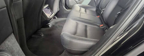 2023 Tesla Model S Plaid