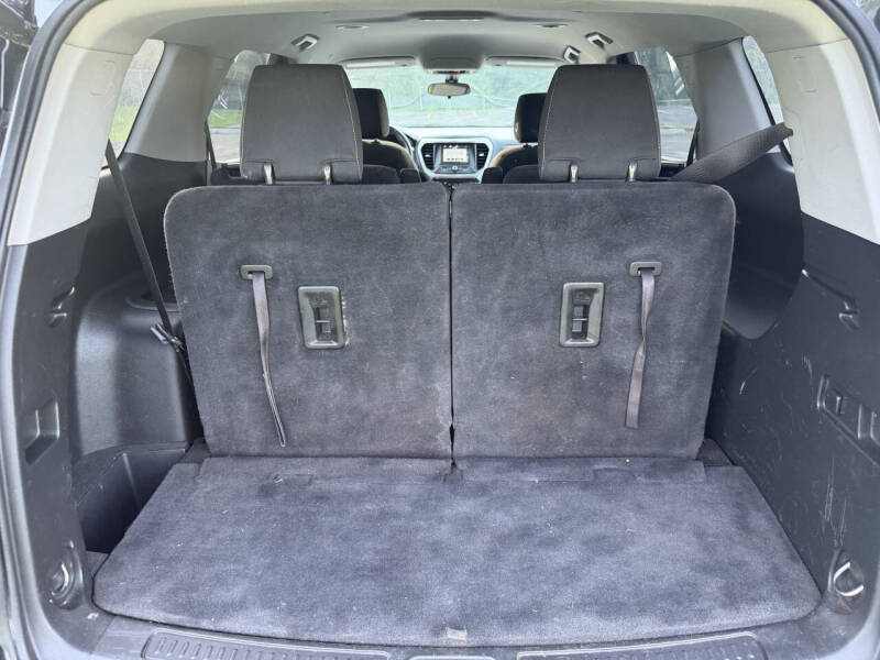 2017 GMC Acadia SLE-2