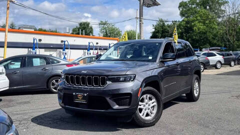 2023 Jeep Grand Cherokee Laredo
