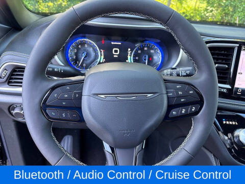 2027 Chrysler Pacifica Limited
