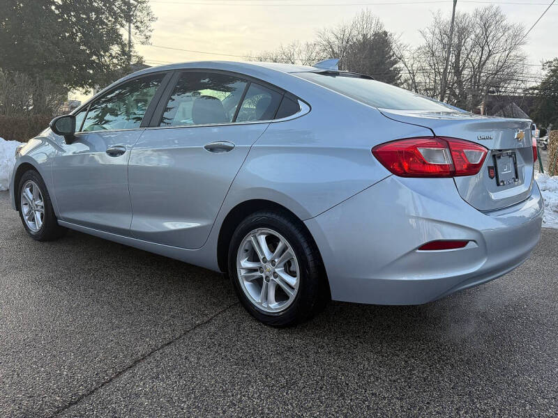 2017 Chevrolet Cruze LT Auto