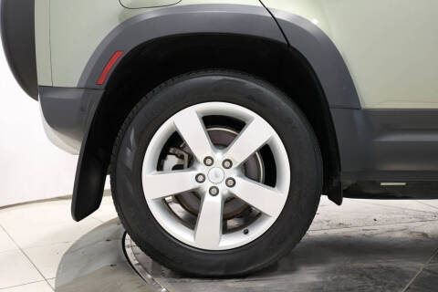 2022 Land Rover Defender 110 SE