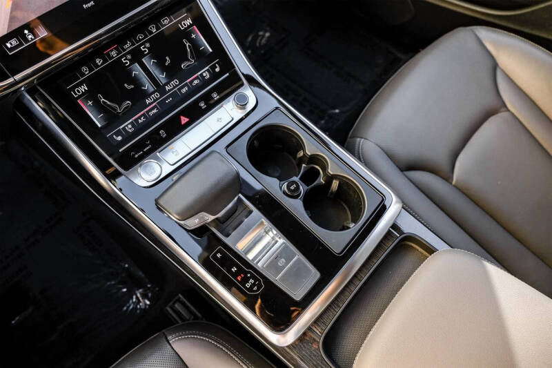 2019 Audi Q8 quattro Prestige 55 TFSI