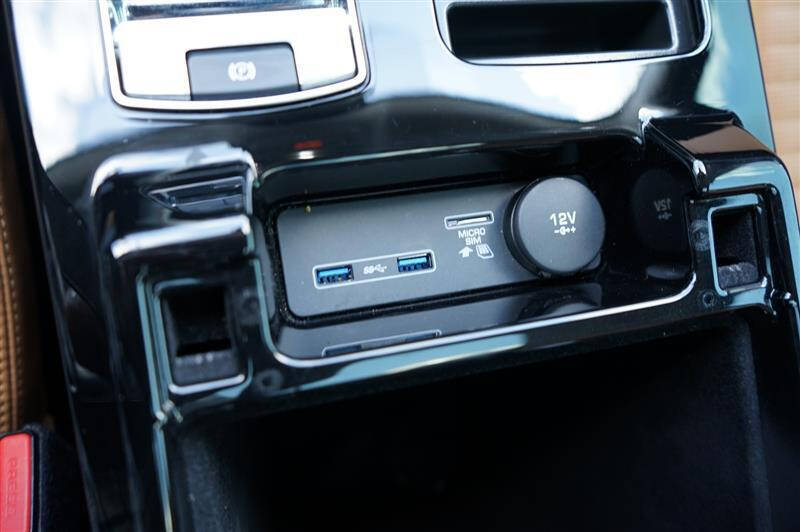 2020 Land Rover Discovery HSE Td6