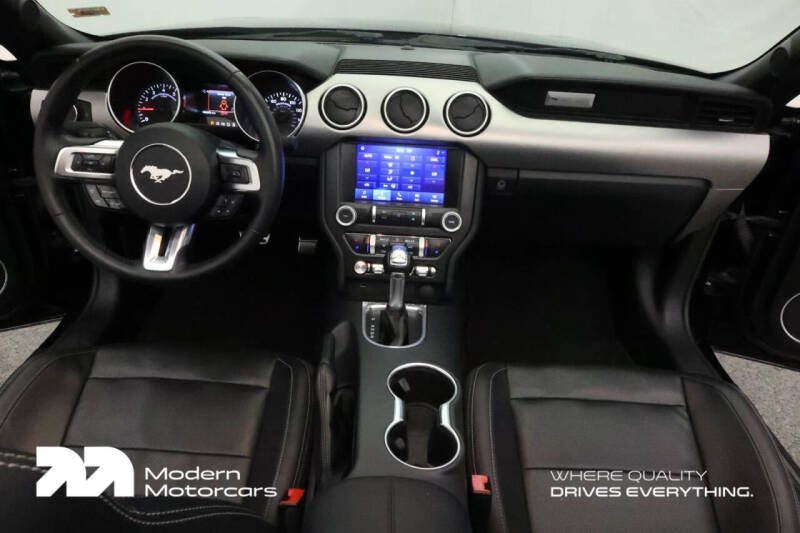 2022 Ford Mustang EcoBoost Premium