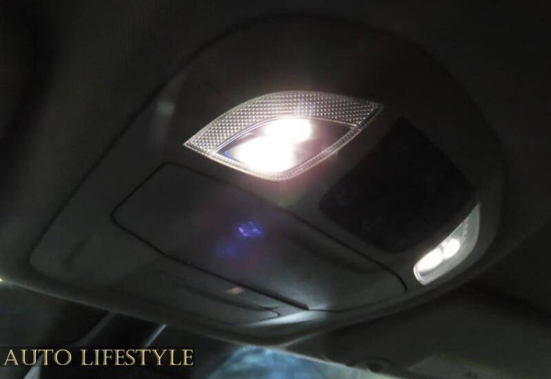 2024 Chrysler Pacifica Plug-In Hybrid S Appearance