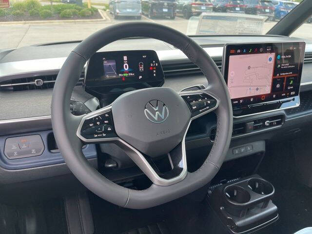 2025 Volkswagen ID. Buzz Pro S Plus