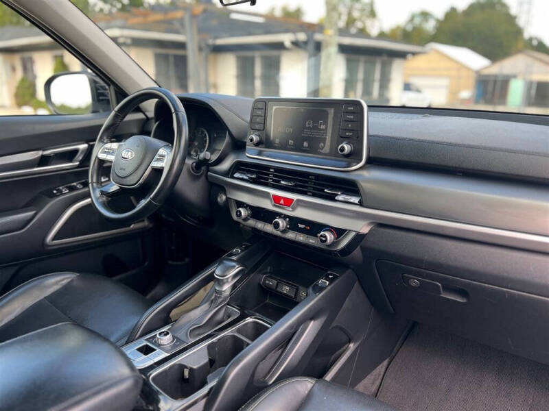 2020 Kia Telluride S