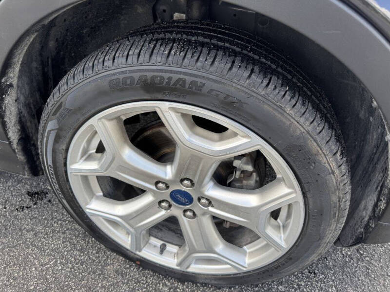 2019 Ford Escape Titanium