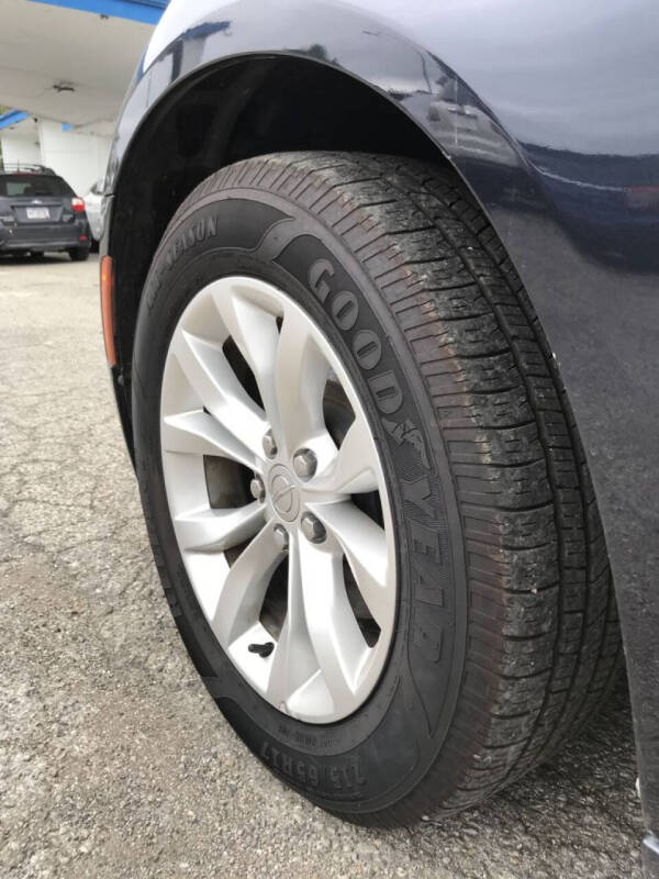 2015 Chrysler 300 Limited