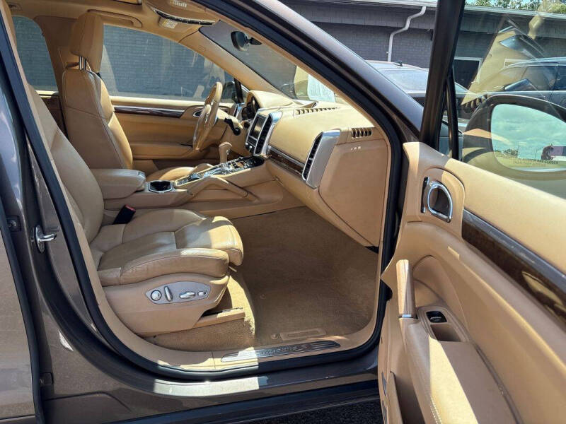 2013 Porsche Cayenne S