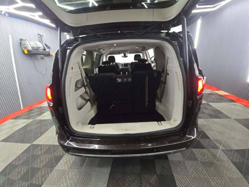 2018 Chrysler Pacifica Touring Plus