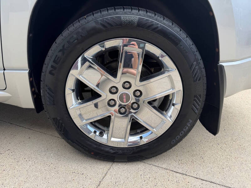 2013 GMC Acadia Denali