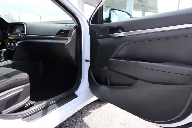 2019 Hyundai Elantra