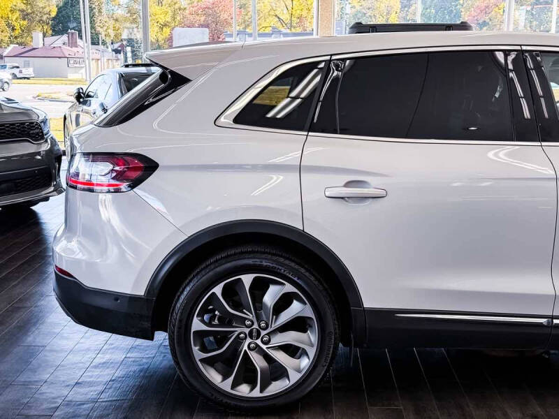 2023 Lincoln Nautilus Reserve