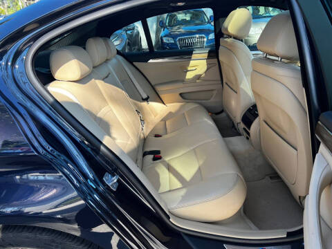 2014 BMW 5 Series 528i