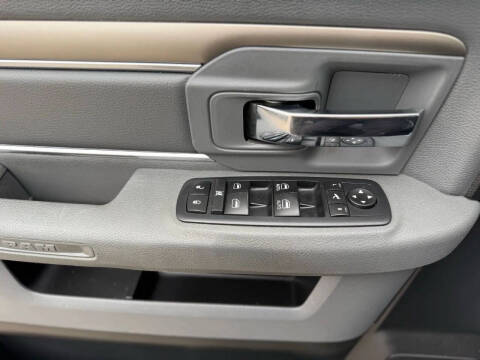 2017 RAM 1500 Big Horn