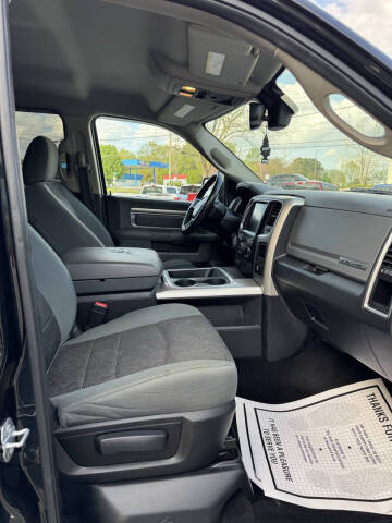 2016 RAM 1500 SLT