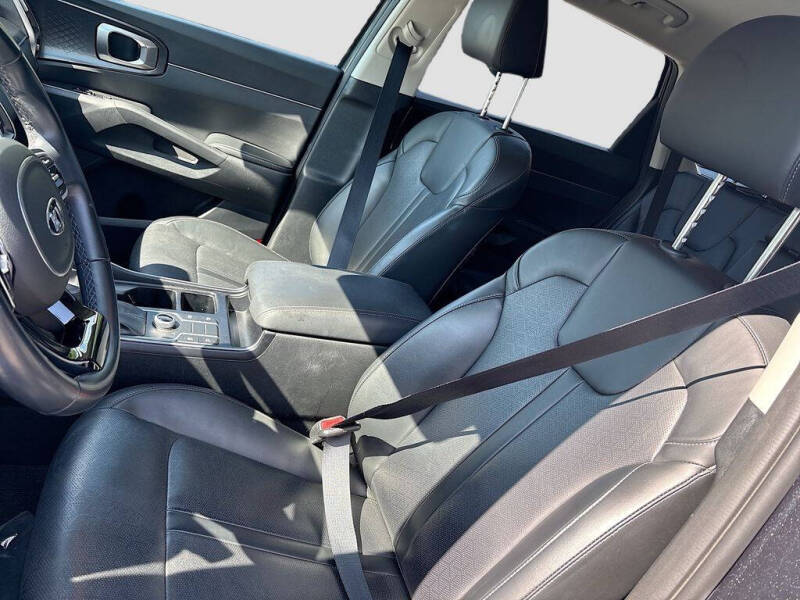 2021 Kia Sorento S