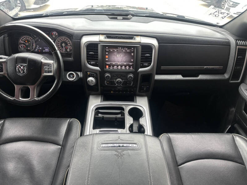 2016 RAM 1500 Laramie Limited