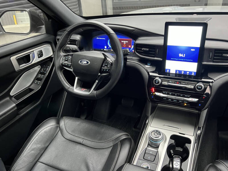 2023 Ford Explorer ST