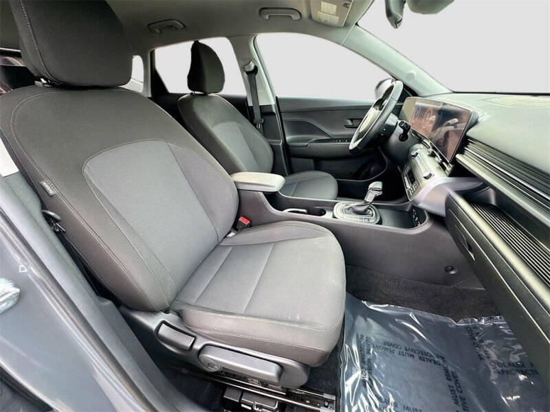 2025 Hyundai Kona SEL