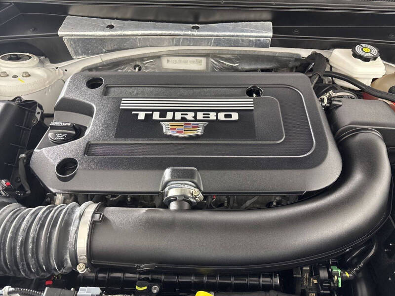 2022 Cadillac XT4 Premium Luxury