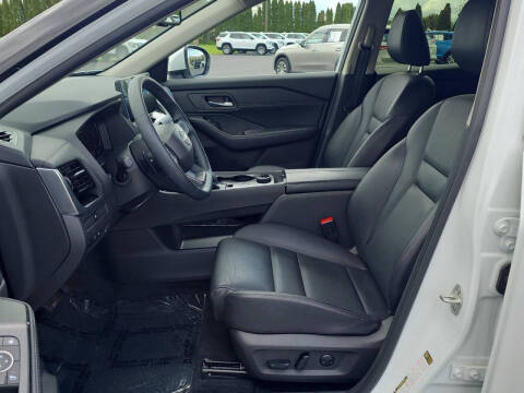 2025 Nissan Rogue SL