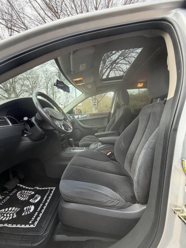 2005 Chrysler Pacifica Touring