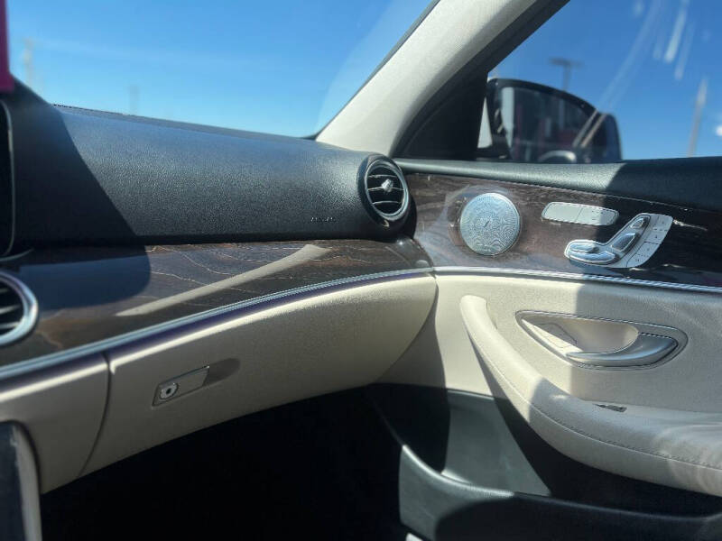 2017 Mercedes-Benz E-Class E 300 4MATIC