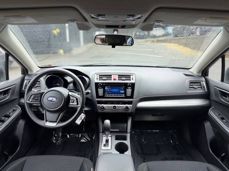 2019 Subaru Outback 2.5i