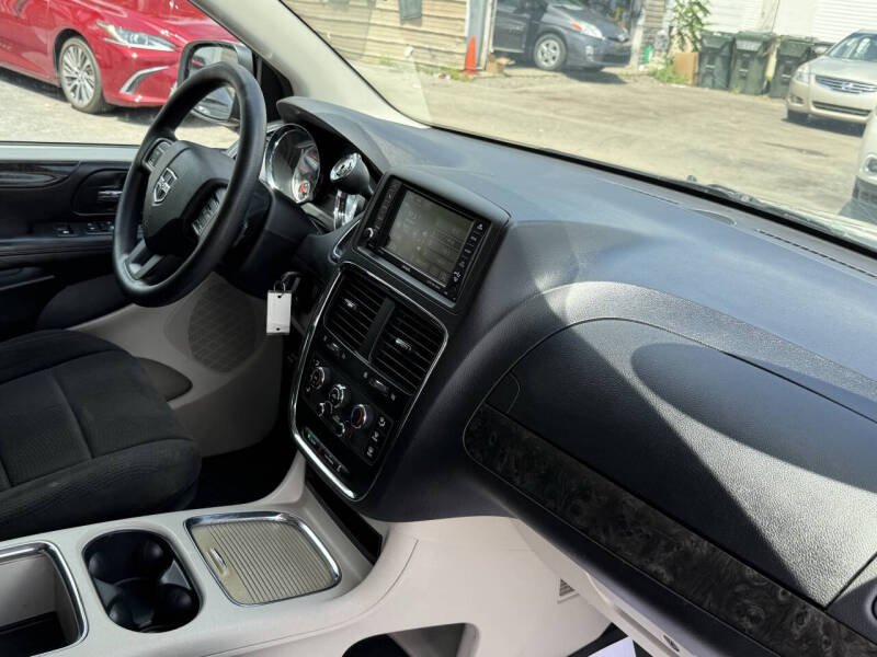 2013 Dodge Grand Caravan SXT