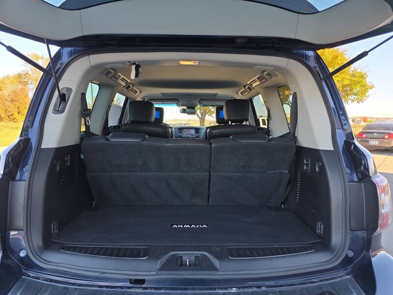 2017 Nissan Armada Platinum